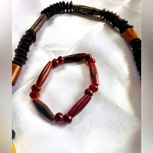 Handmade wooden bead necklace with bracelet
